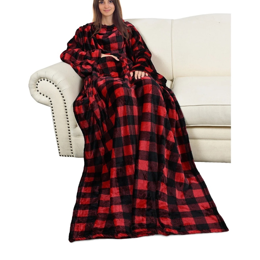 Catalonia Premium Wearable Blanket- Red and Black Buffalo Checkered